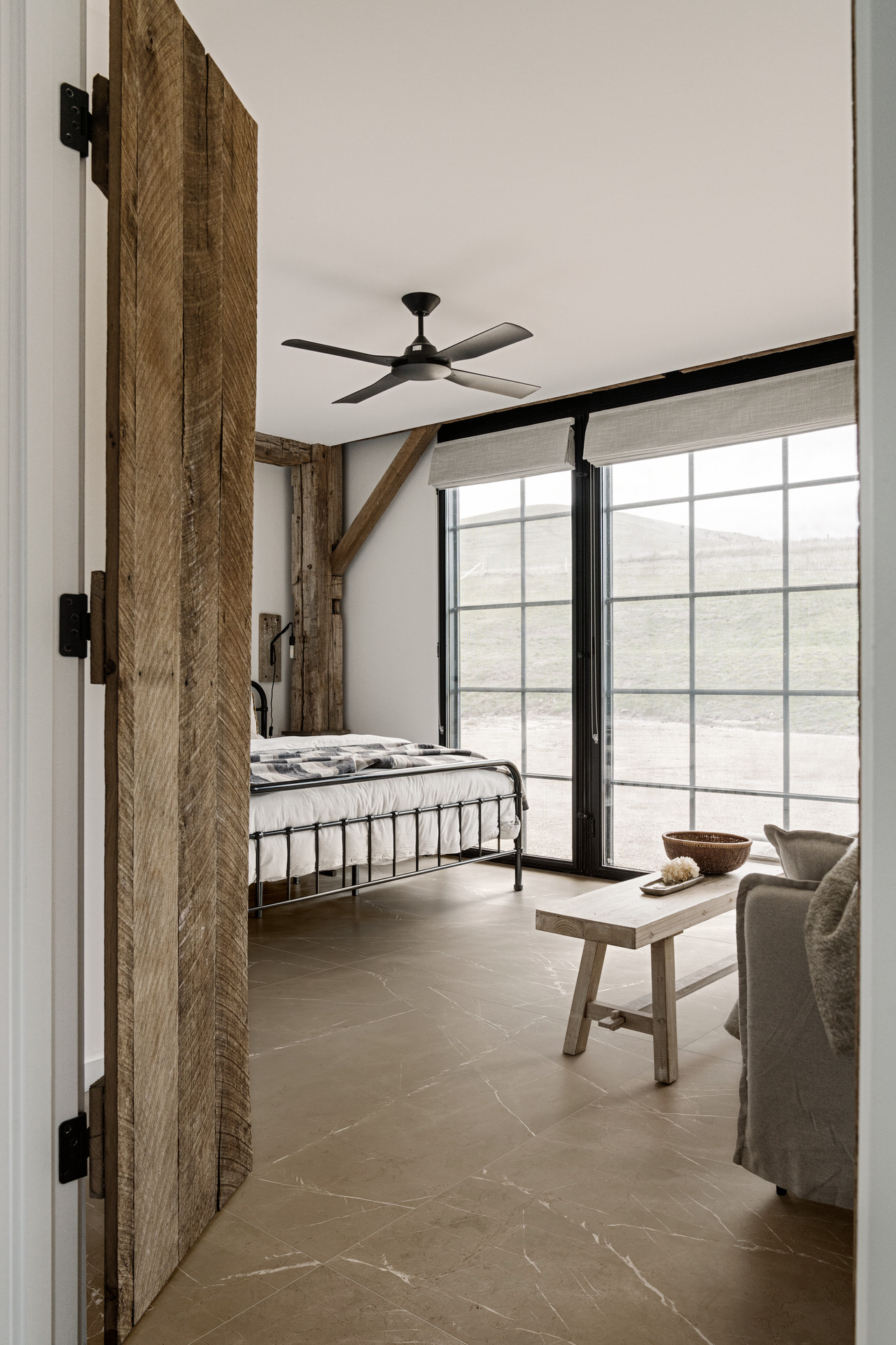 Calacatta Marble Look Tile - Image 13